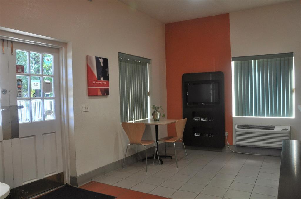 Motel 6-Raleigh, Nc - Cary Bagian luar foto