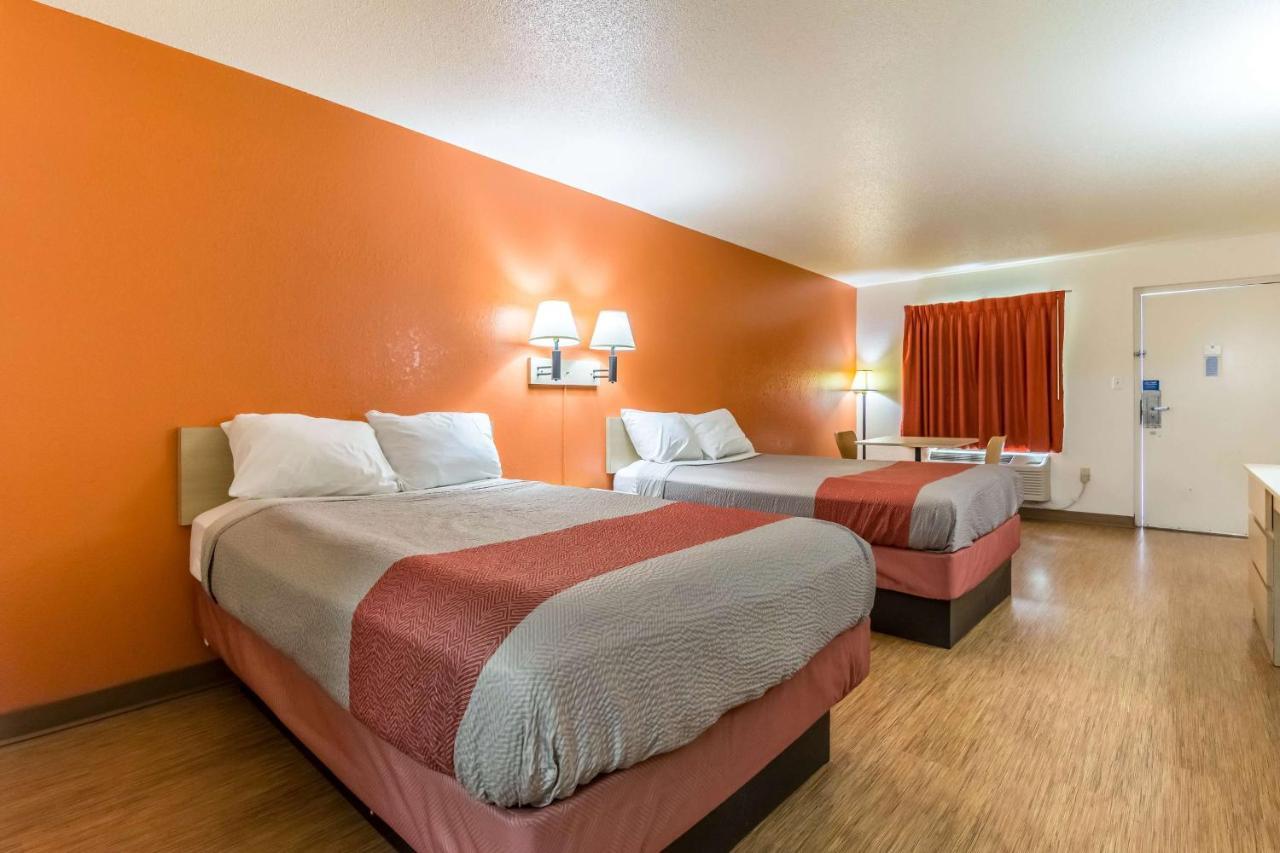 Motel 6-Raleigh, Nc - Cary Bagian luar foto